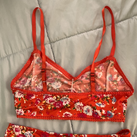 Spell revolver intimates set S (bra) M (bloomer) preowned - Picture 10 of 16